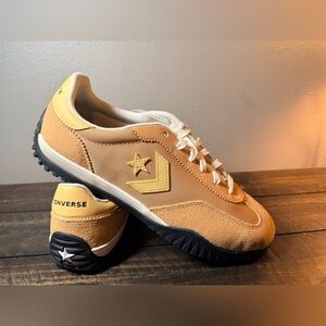 Converse Run Star Trainer - Sandy Shore /Shoes Sneakers / Men’s n Size 9.5 / NEW